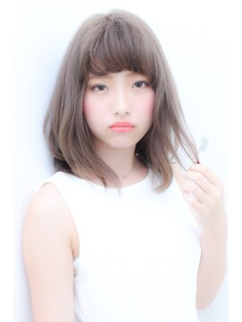 ブルーフェーセス 表参道(blue faces) 『blue faces』グレーベージュ　無造作ストレートミディ