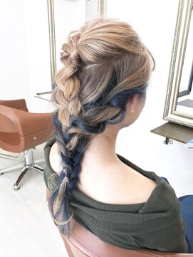 ヘアーデザイン クレオ(CREO) ☆外国人風カラー　ネイビーMIX ☆