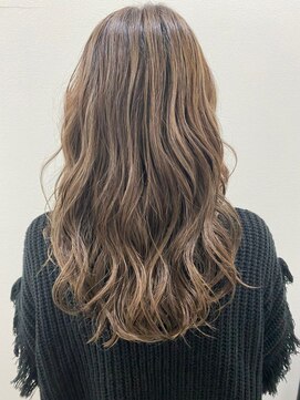 ゴデーレ(GODERE) 大人かわいいニュアンスパーマシルキーベージュ赤み消しカラー