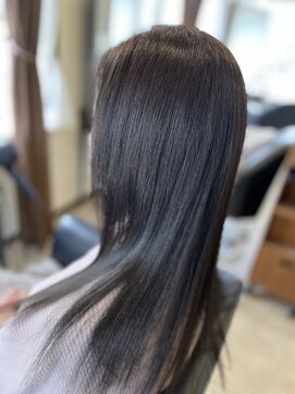 コア フィール ア デイ(COIFFURE A DAY) 【M3D見附今町】髪質改善メニューお得クーポン