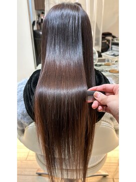 ルスリー 田園調布店(Lsurii) 田園調布髪質改善｜純度100％トリートメント＋カット＋縮毛矯正