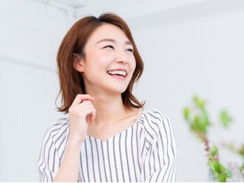 アズヘアー 北野田店(A'z hair)の写真/白髪をただ隠すのではなく、ダメージレスに好きな色を楽しむデザインでもっと自分を好きになれる