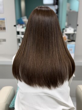 リーホリエ(Lee Horie) オリーブに髪質改善カラーは相性抜群です