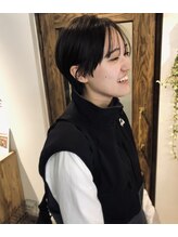 モロコ 神保町 九段下店(moloco) ホワイトグレージュ/ミニウルフ【 神保町/ 九段下】