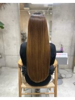 ニト(nito)&nbsp;柔らか質感を叶える髪質改善酸性ストレート×細めハイライト