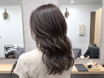 リベストバイジェービー 稲毛(li best. byjb)の写真/最後までしっかり向き合うマンツーマン施術◎あなたの魅力を最大限に引き出す、大人女性のデザイン提案♪