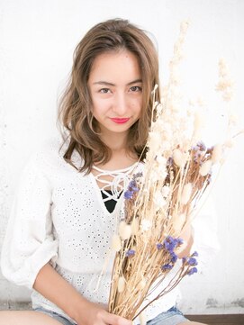 リリアン 表参道(relian) アッシュベージュカラーでクリアな髪に☆relian表参道