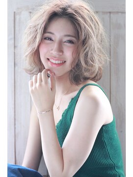 ロロ(ro-ro) 【恵比寿ro-ro】小顔似合わせカット× ベージュカラー