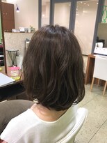 アクラ 上本町店(Acura.) 【hair's curare】ゆるふわモノトーンミデイ