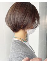 クルミ(kurumi)&nbsp;ゆったり感のあるまるみのショートとボブのあいだ