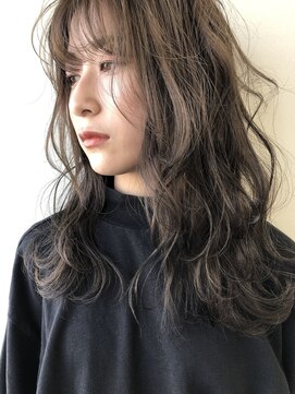 ヨロヘアー(YOLO hair) ユルフワグレージュロングヘアーイルミナカラー