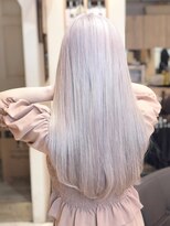 ヴィズバイエリーツ(vizz by elyts)&nbsp;＼憧れの透明感！／外国人風ホワイティアッシュ×ストレート