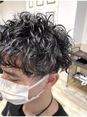 動きのある簡単スタイリングパーマ☆ツーブロックマッシュ