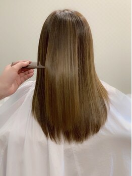 グレイス ヘアドレッシング(grace hair dressing)の写真/常に知識を更新し、変わり続ける"今"をご提供。オーダートリートメントによる毛髪改善プログラムが人気◎