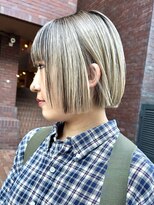 ノラ ヘアーサロン(NORA HAIR SALON) 【大久保】ブリーチインナーデザインカラー、切りっぱなしボブ