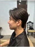 夏オススメメンズの前髪長めのショートスタイル