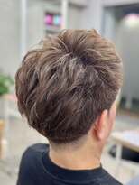 レヴィア(REVIA)&nbsp;メンズショート刈り上げツーブロックアップバングメンズカット