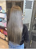 オリーブベージュ艶髪ストレートロングスタイル髪質改善20代30代