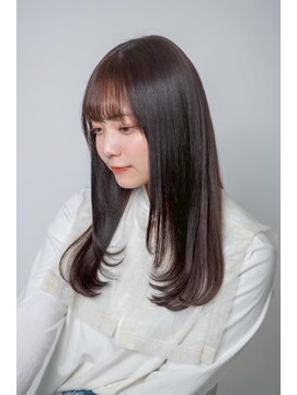 ルフュージュ バイ プロデュース 相模大野店(Refuge by Produce) チョコレートブラウン/レイヤーカット/ストレートロング