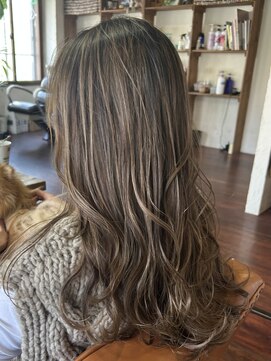 ヘアーホーム チケ(hair home tike) グラデーションカラー