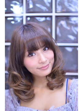 アリュール(Allure) ゆるふわセミディカール♪