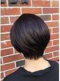 すっきり小顔ショートボブ