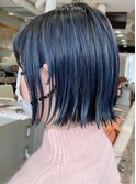 ブルーシルバーハイライトケアブリーチミニボブ似合わせカット