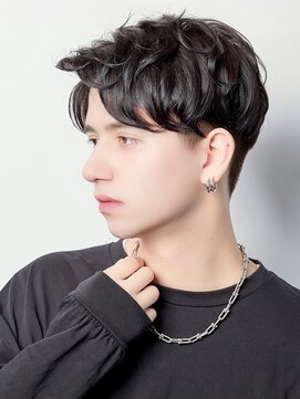 ネクサス 田町店 アップバング黒髪マッシュナチュラルポイントパーマ