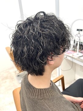 ロミーオム 本厚木(ROMMY. Homme) 波巻きツイストスパイラルパーマメンズカット