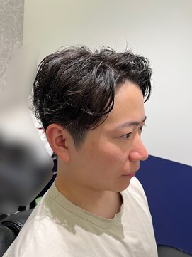 リバティシェアバーバー 銀座2nd(LIBERTY SHARE BARBER) 大人カジュアルセンターパート