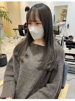 ソラ(SORA.)&nbsp;動きたっぷりのロングレイヤースタイル！