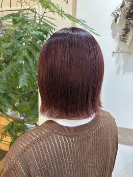 フゥカ 類家店(fuka) プツッとbob × ボルドーcolor＊。