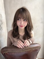 プラチナ(PLATINA)&nbsp;レイヤーカット顔まわり前髪セミロング20代30代40代
