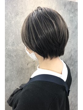 ノイ(Noy) 大人ショート