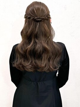 セルカ 新宿(CERCA) 新宿韓国風波巻きハーフアップヘアメヘアセット