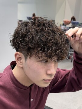 フィフスパーク(fifth PARK) 渋谷スペインカールスパイラルパーマメンズカット刈り上げ