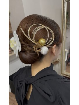 セニシエンタ(CENICIENTA) 和装ヘア