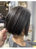 大人世代のショートボブ ふんわり丸みのあるショートボブ