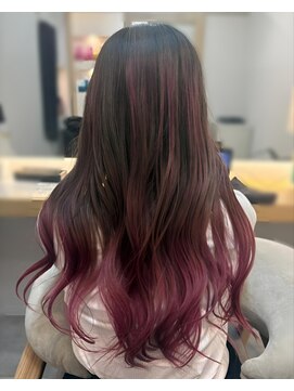 個性派ピンクカラー