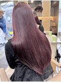 ピンクカラー赤髪ワインレッドブリーチなしダブルカラー長めボブ