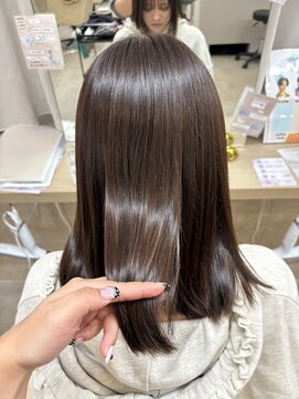 エルレ(Elure) プラチナシルキーカラー