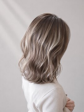 アース コアフュールボーテ 富山婦中店(EARTH coiffure beaute) ナチュラルベージュ_ヨシンモリ_顔周りレイヤー_レイヤーカット