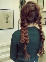 エクー(ECOO)&nbsp;【　フレンチ編み込みおさげスタイル　】