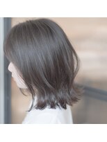 ルアン(Luann)&nbsp;ラフ×外はねミディ