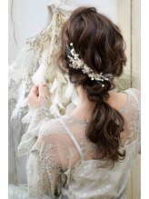 ヘアメイクサロン シャルメ(Hair Make Salon CHARMER) カジュアルスタイルの定番！ルーズなローポニー！