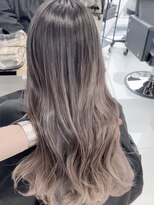 アライブ キチジョウジ(ALIVE Kichijoji)&nbsp;小顔セミウェットウェーブハイライトカラーオリーブカラー