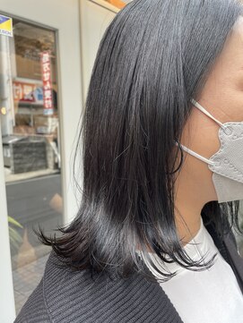 ムーン(moon) 10月#モテ髪カタログ#外ハネボブ#セクションカラー#アップバング