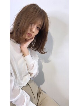 イニット 奈良新大宮(init.) 20代 30代 40代 ぶつ切りボブ モテ髪 セクションカラー 横顔美人