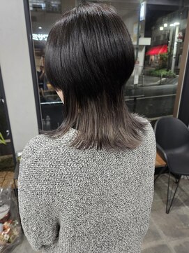 シャムオーツー 国分寺(CHAM:O2) ボブルフ/エンドカラー/地毛風カラー/シルバー/ウルフ女子