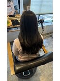 オリーブベージュ
